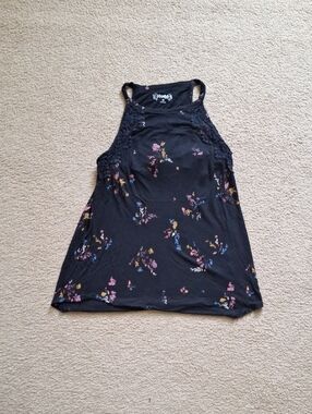 Black Floral Lace-Trim Halter Tank Top